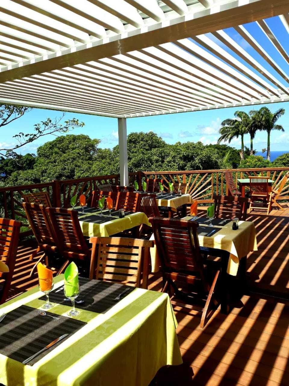 Bungalow Du Jardin Botanique De Deshaies Ngoại thất bức ảnh